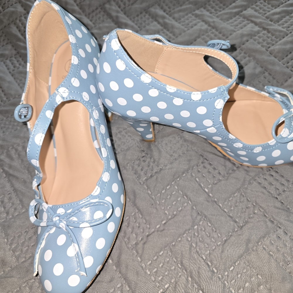 Retro 50s Blue Polka Dot Women's Shoes - Picture 2 of 9